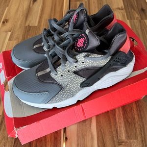 Nike Air Huarache run premium “Safari”